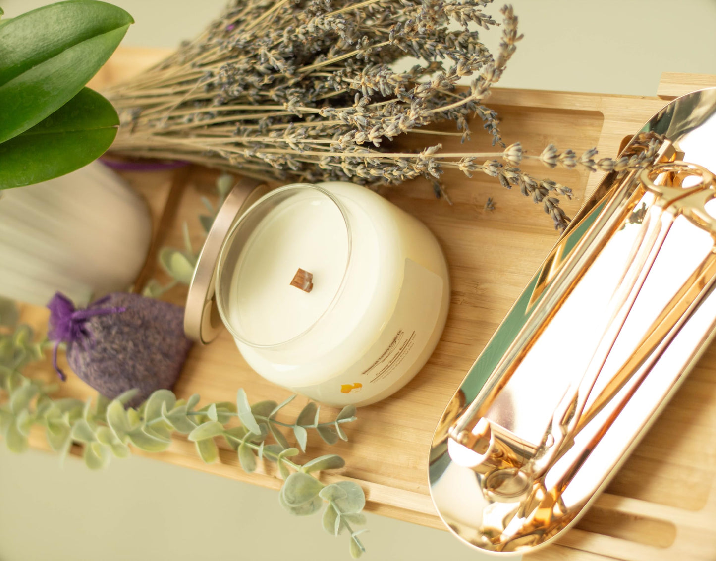 Butterscotch Irish Cream House Candle | 10 Oz | Coco Soy Beeswax Blend | Crackling Wooden Wick | Divinorah Luxury Candle Company | Non-Toxic