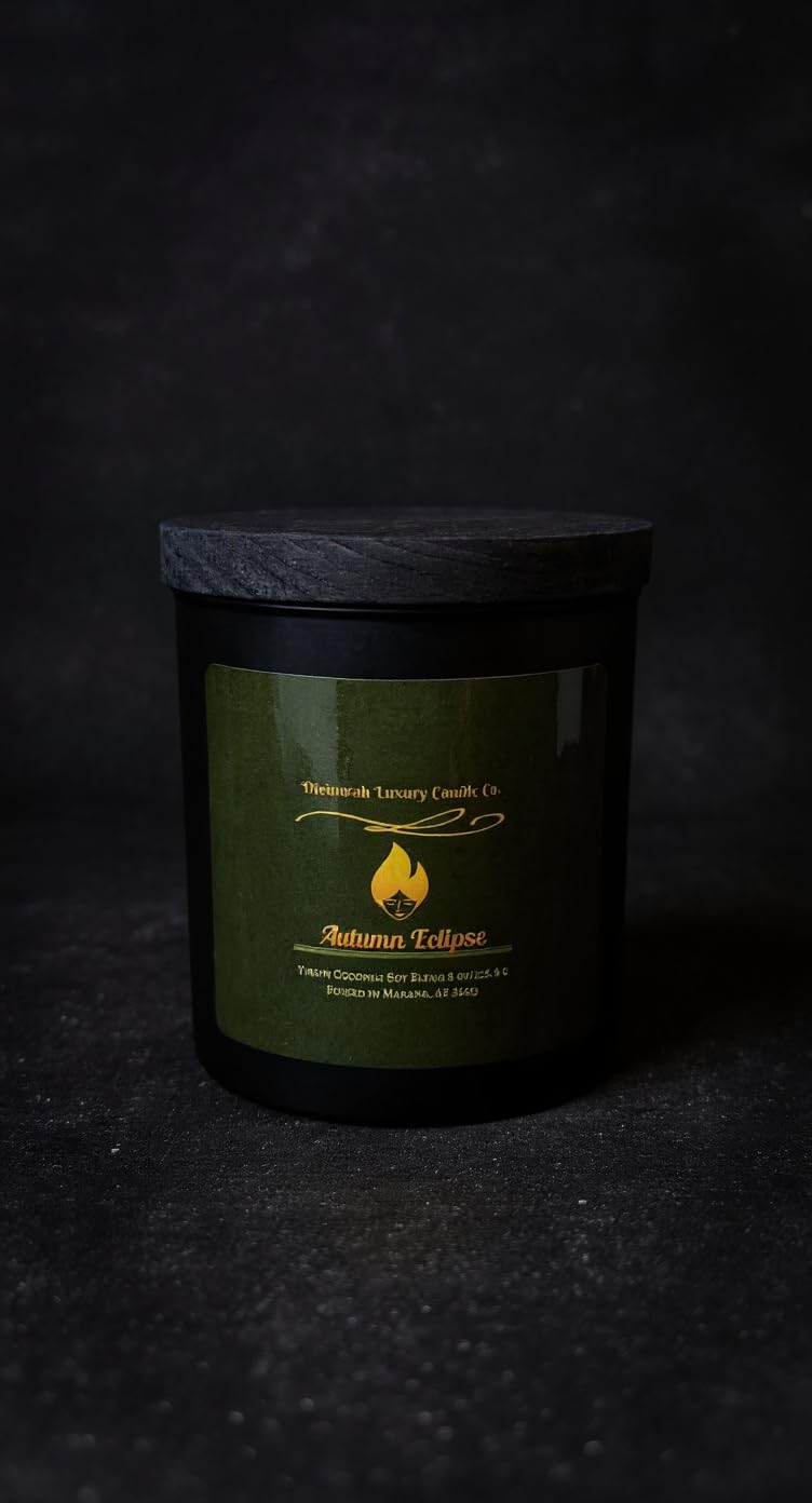Divinorah Luxury Candle Co. Autumn Eclipse Soy Coconut Blend Candle, Black Matte Container, 8 oz, Crackling Wooden Wick, Fall Collection with Notes of Vanilla Sugar and Toasted Tonka Bean